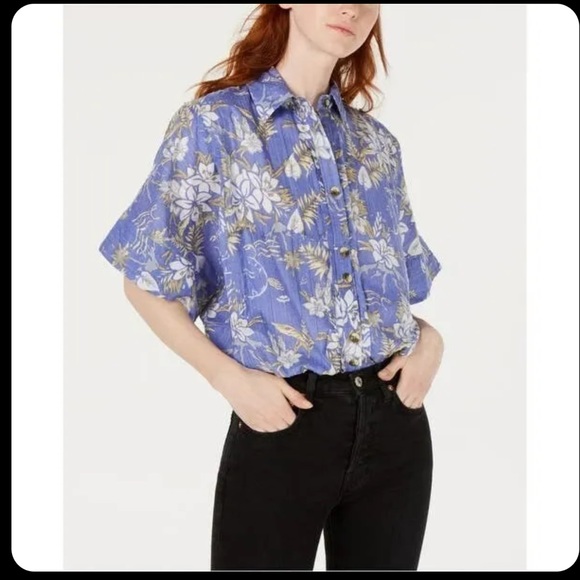 We The Free Periwinkle Button Up collard shirt - Picture 1 of 12